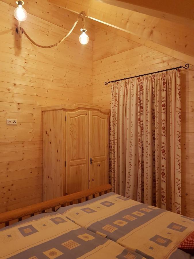 Auszeit Almhaus Schmalzbauer Lägenhet Sankt Andrä Exteriör bild
